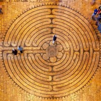 Chartres Maze Design