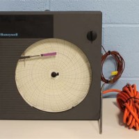 Honeywell Circular Chart Recorder Model Dr 4300