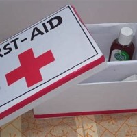 How To Make First Aid Box With Chart Paper